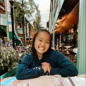 Meet your Posher, Ellie